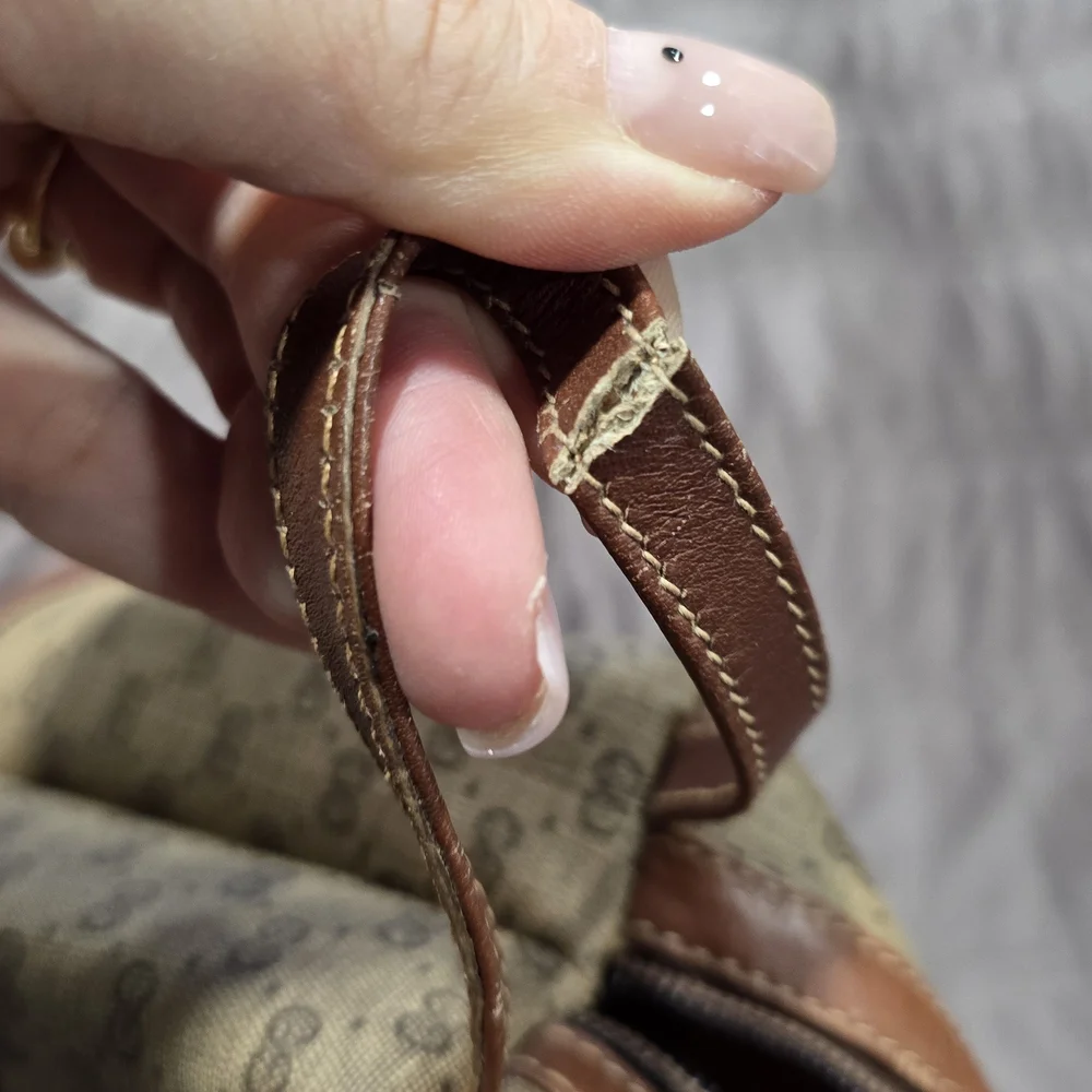 Gucci Authentic Tan and Brown Cosmetic Bag - Picture 8 of 8